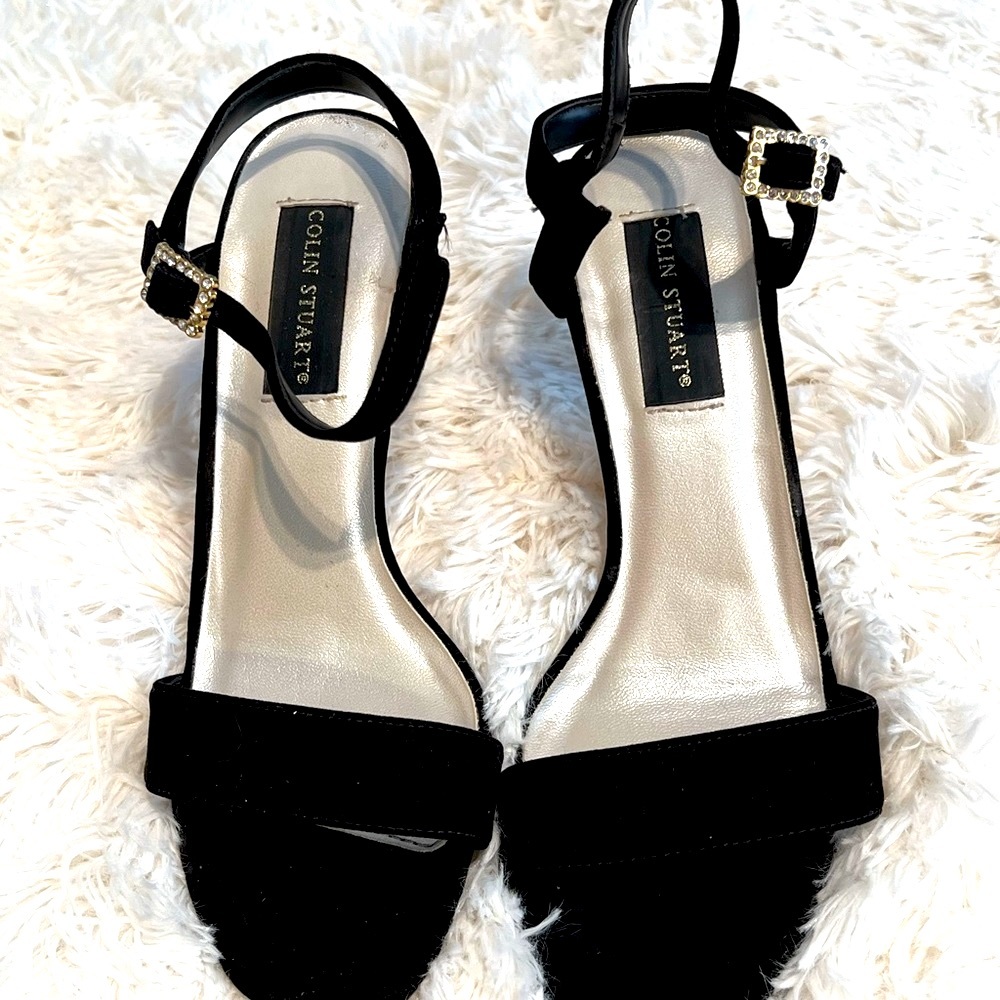 Victoria’s Secret-Elegant Velvet Heels with Sparkle Buckle. Gorgeous!